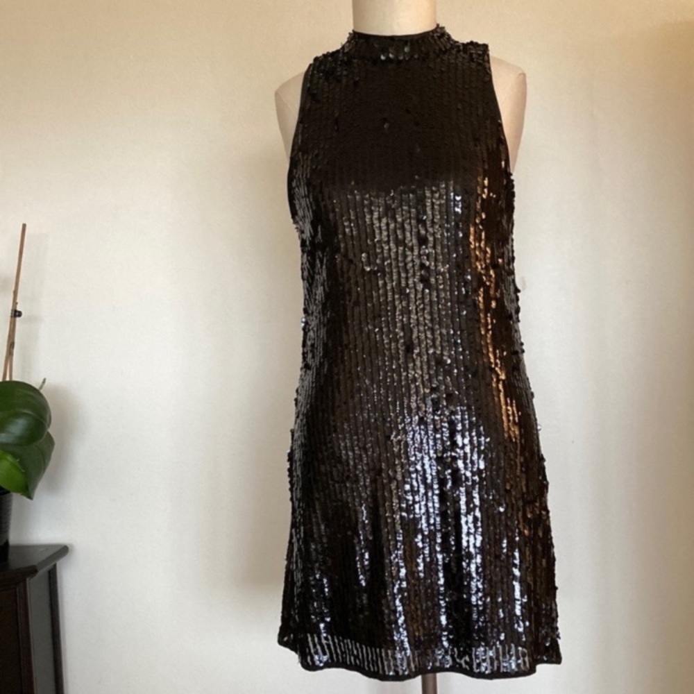 NWT shift dress black sequin, marked L but fits like S